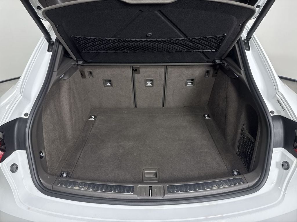 2017 Porsche Macan Base