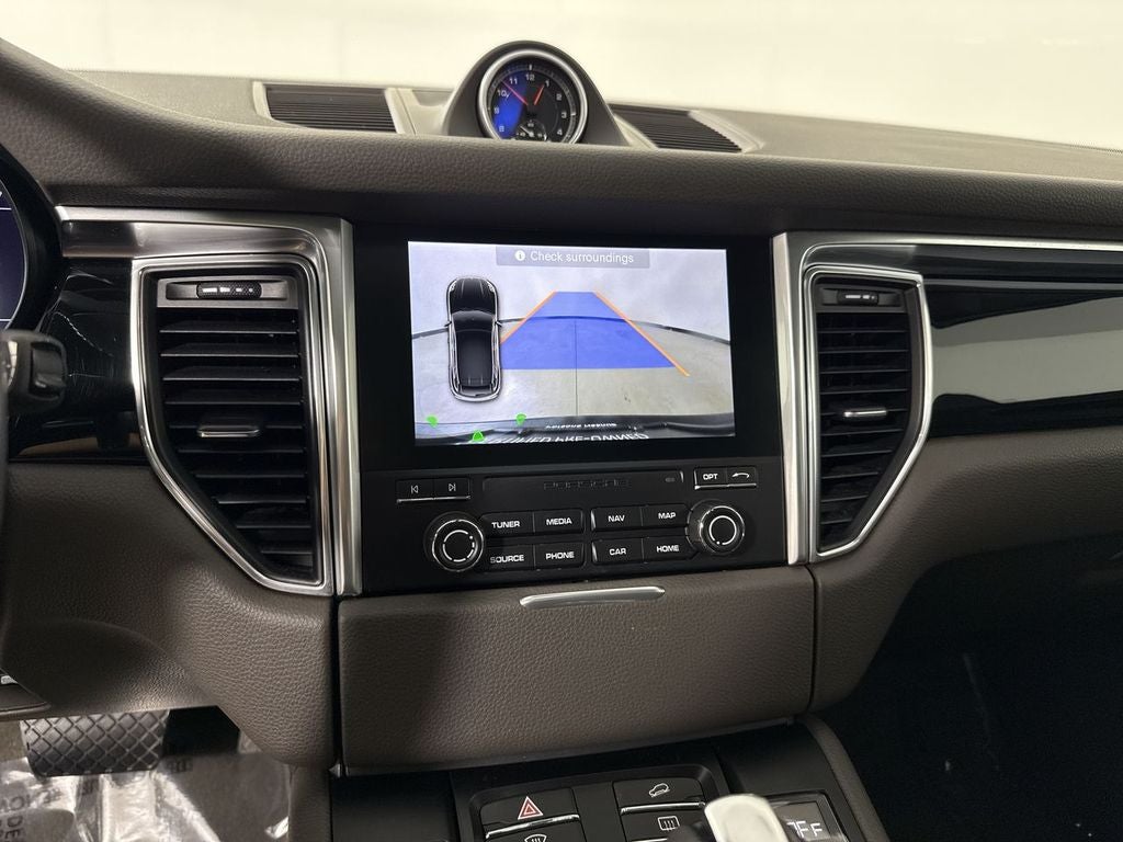 2017 Porsche Macan Base