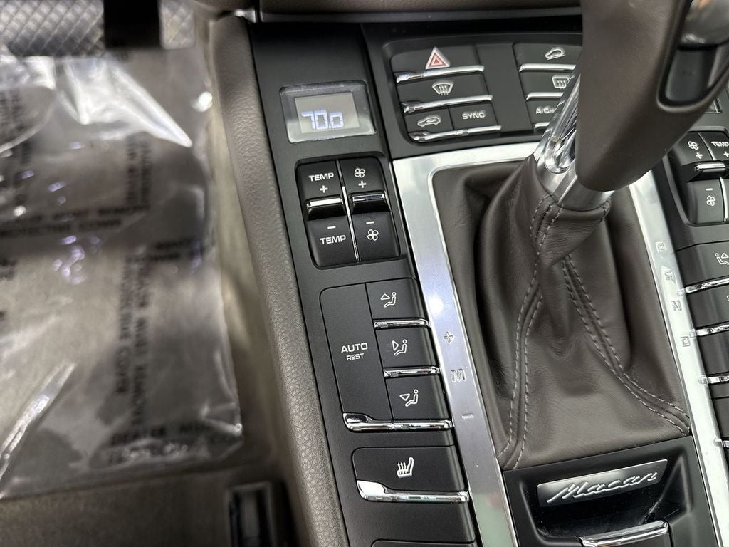 2017 Porsche Macan Base