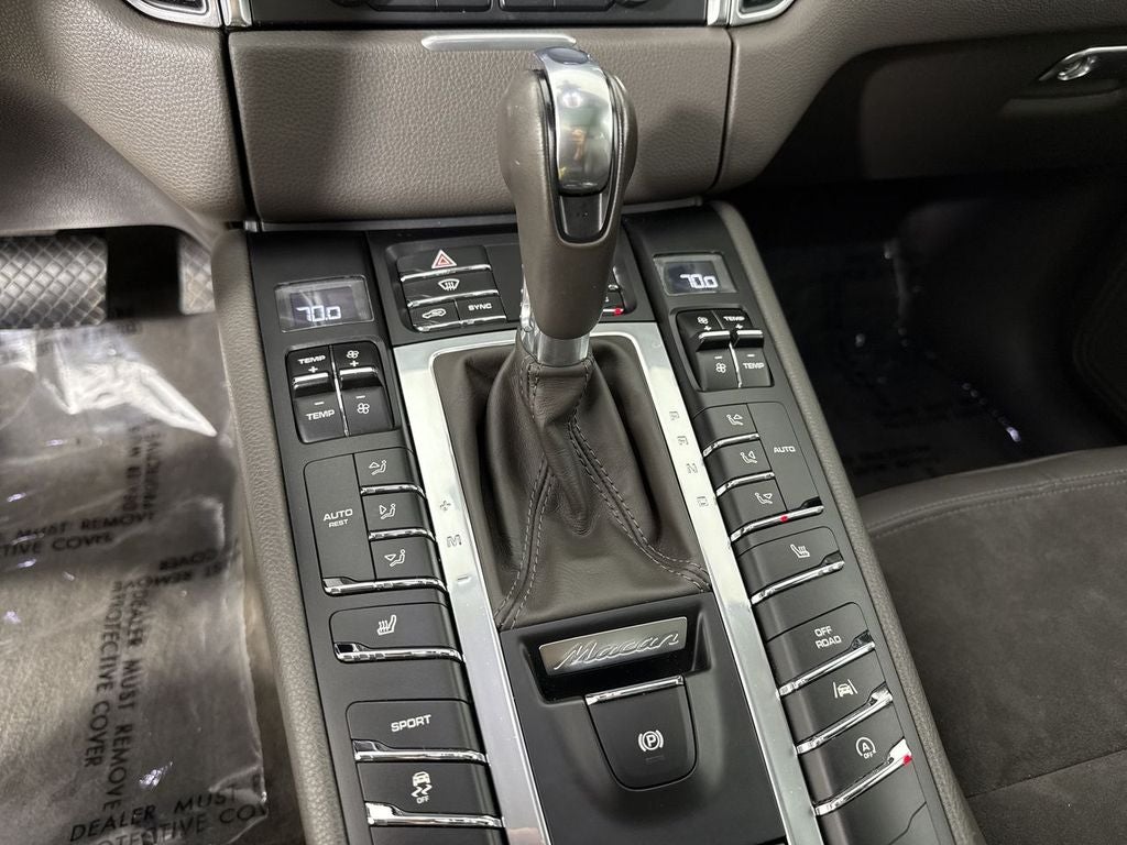 2017 Porsche Macan Base