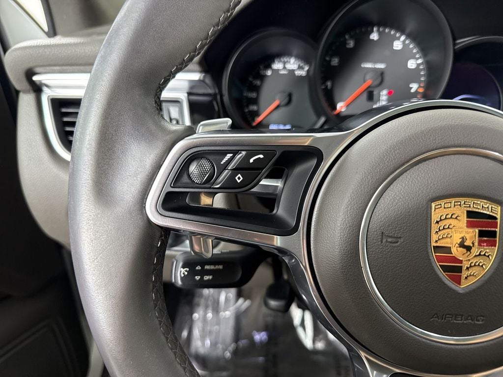2017 Porsche Macan Base