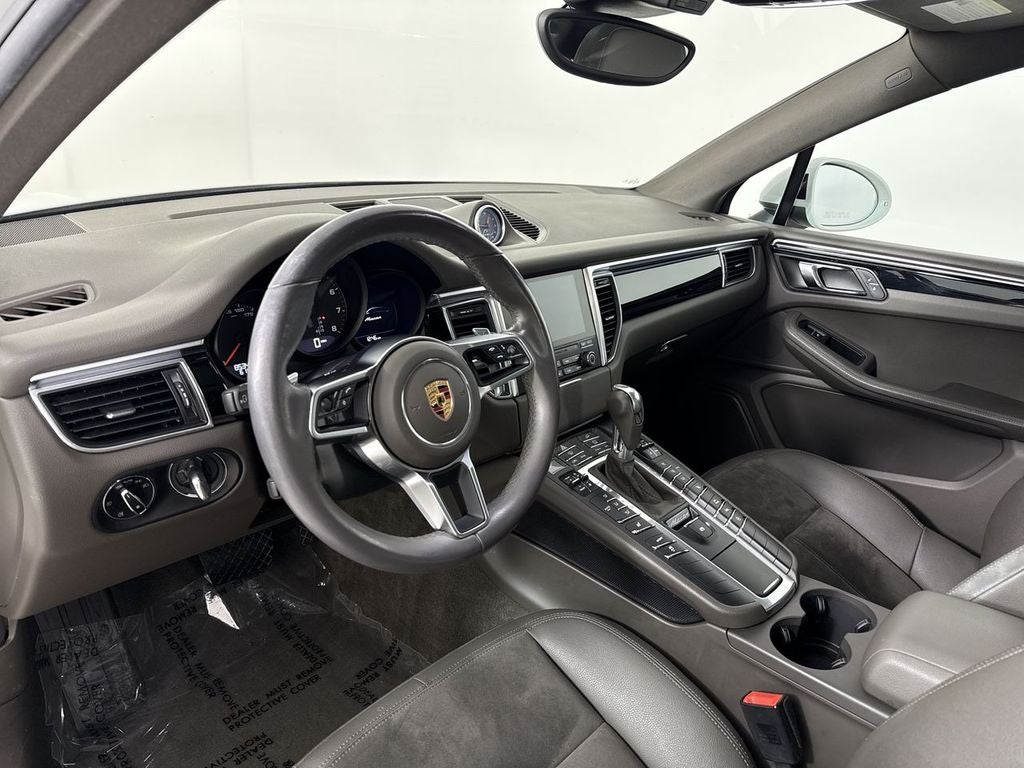 2017 Porsche Macan Base