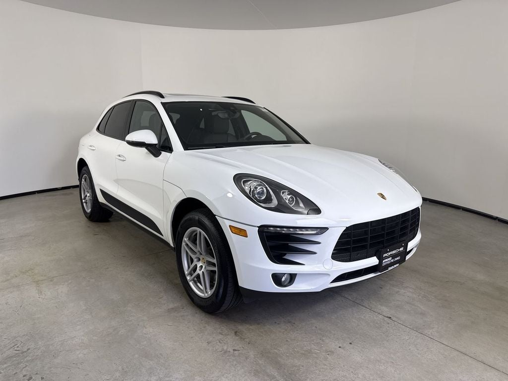 2017 Porsche Macan Base
