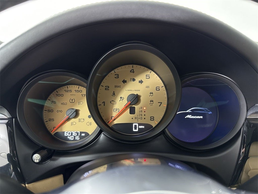 2018 Porsche Macan Base