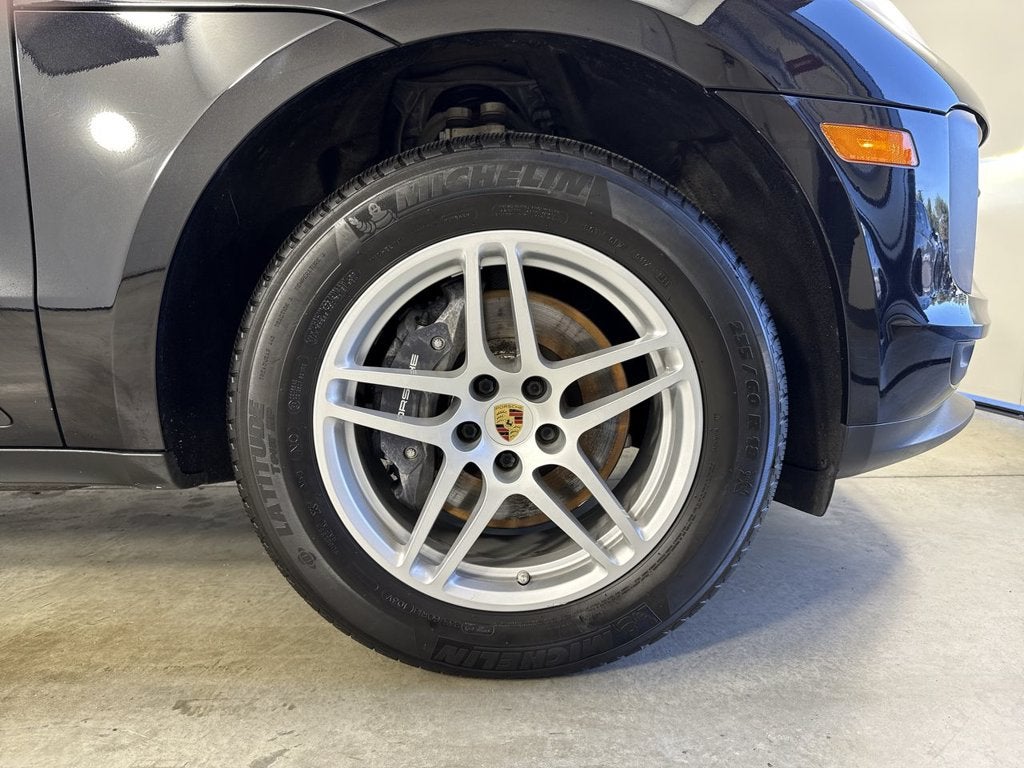 2021 Porsche Macan AWD
