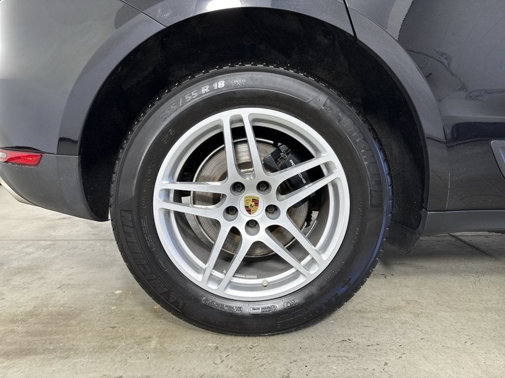 2021 Porsche Macan AWD