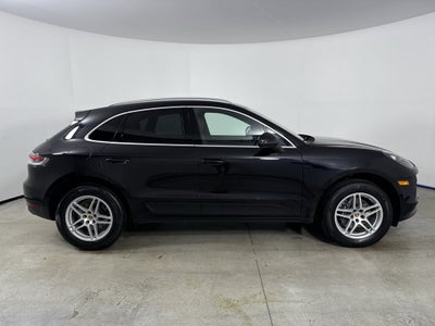 2021 Porsche Macan AWD