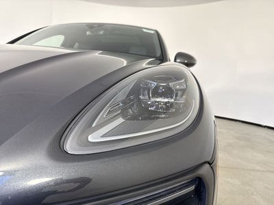 2023 Porsche Macan T
