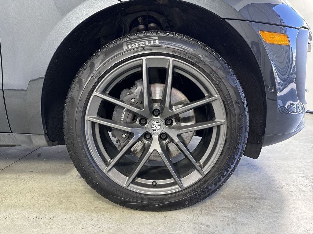 2023 Porsche Macan T