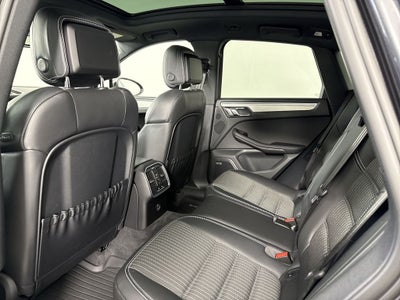 2023 Porsche Macan T