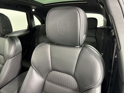 2023 Porsche Macan T