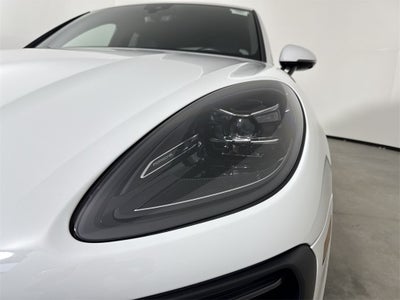 2023 Porsche Macan T