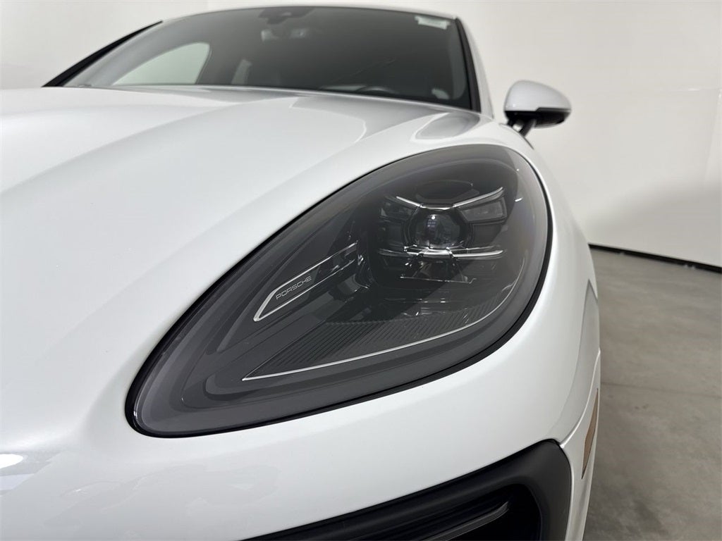 2023 Porsche Macan T