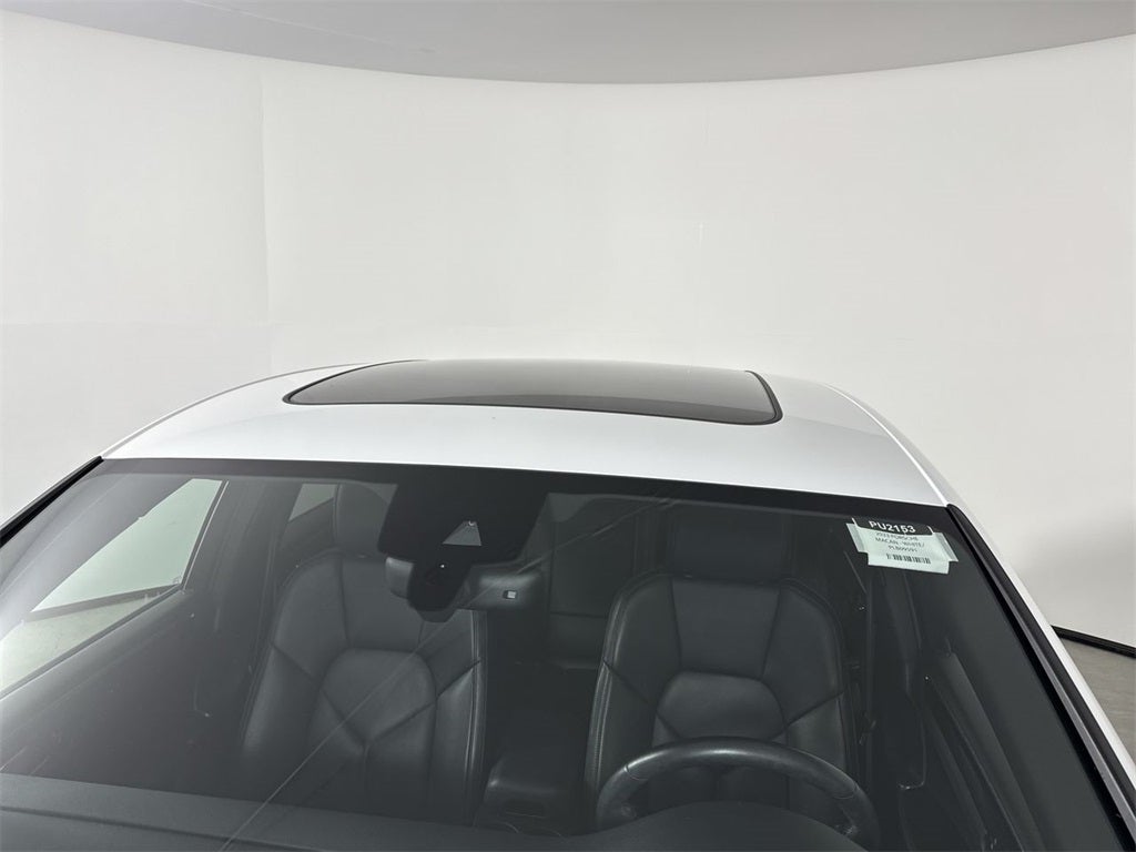 2023 Porsche Macan T