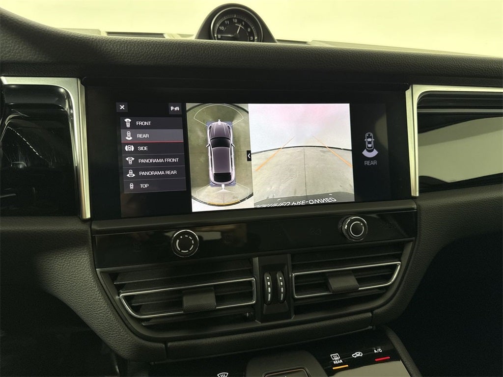 2023 Porsche Macan T