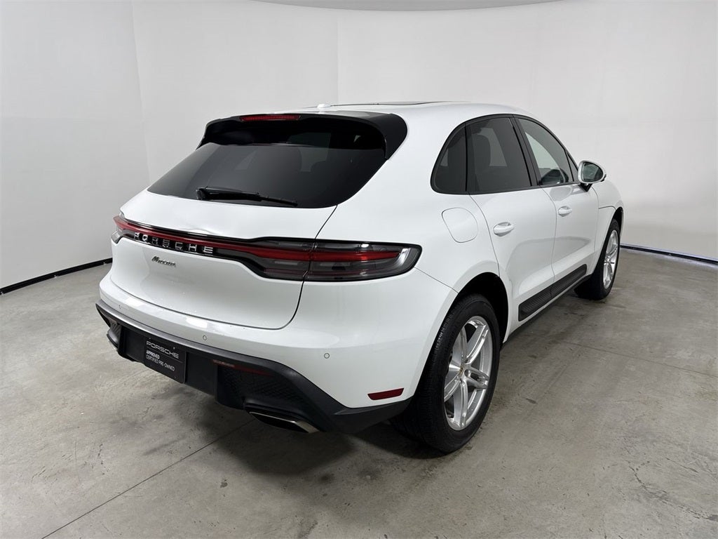 2023 Porsche Macan T