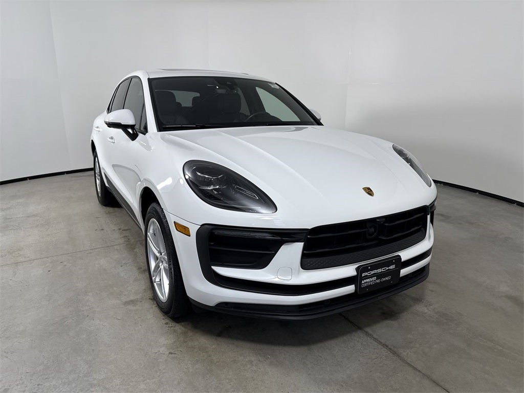 2023 Porsche Macan T