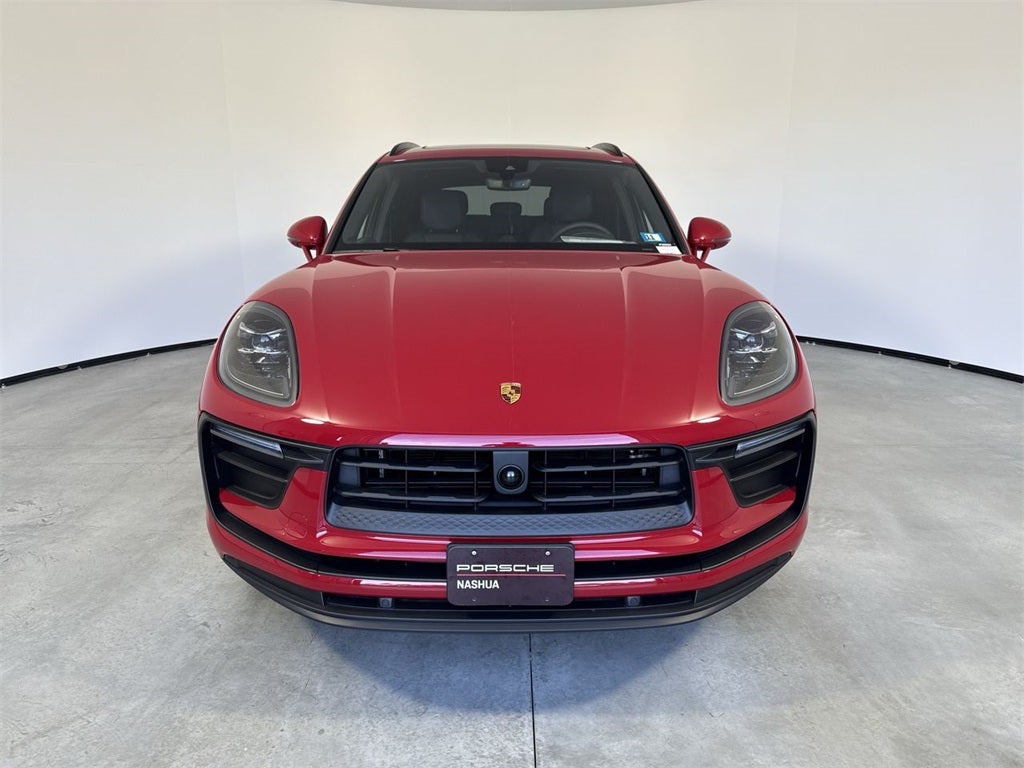 2025 Porsche Macan AWD