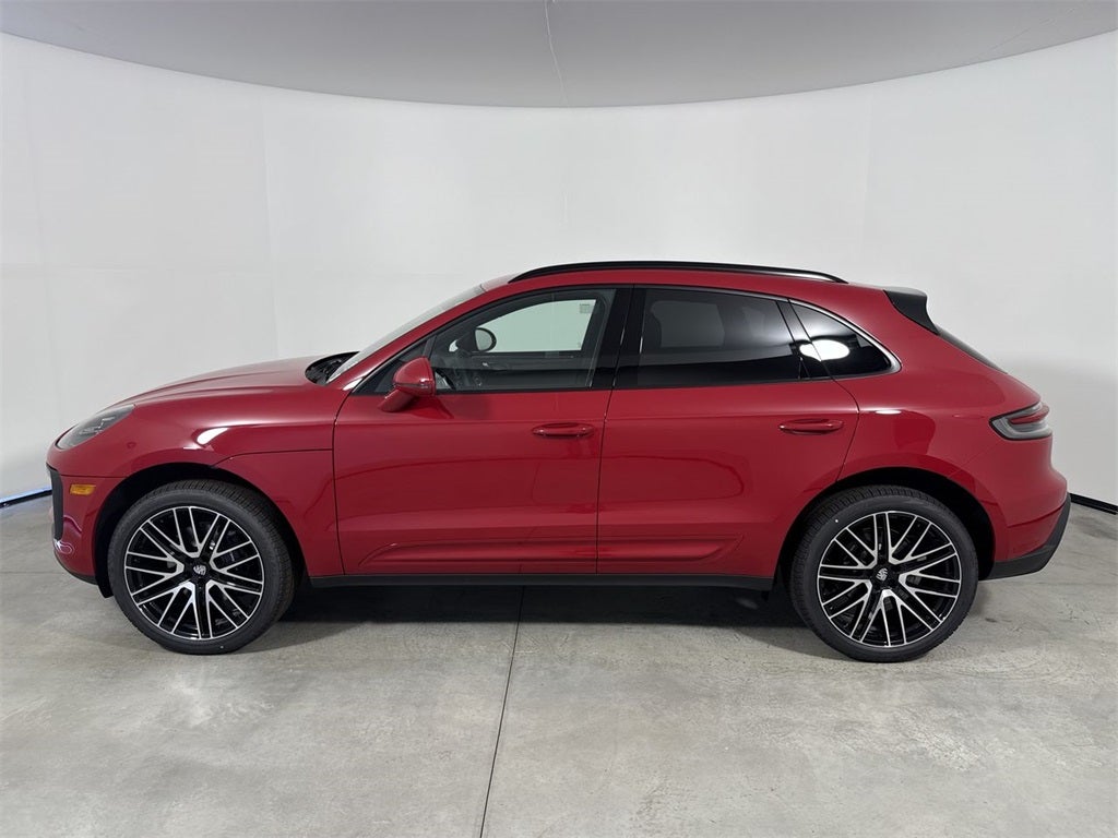 2025 Porsche Macan AWD