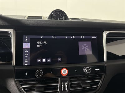 2025 Porsche Macan AWD