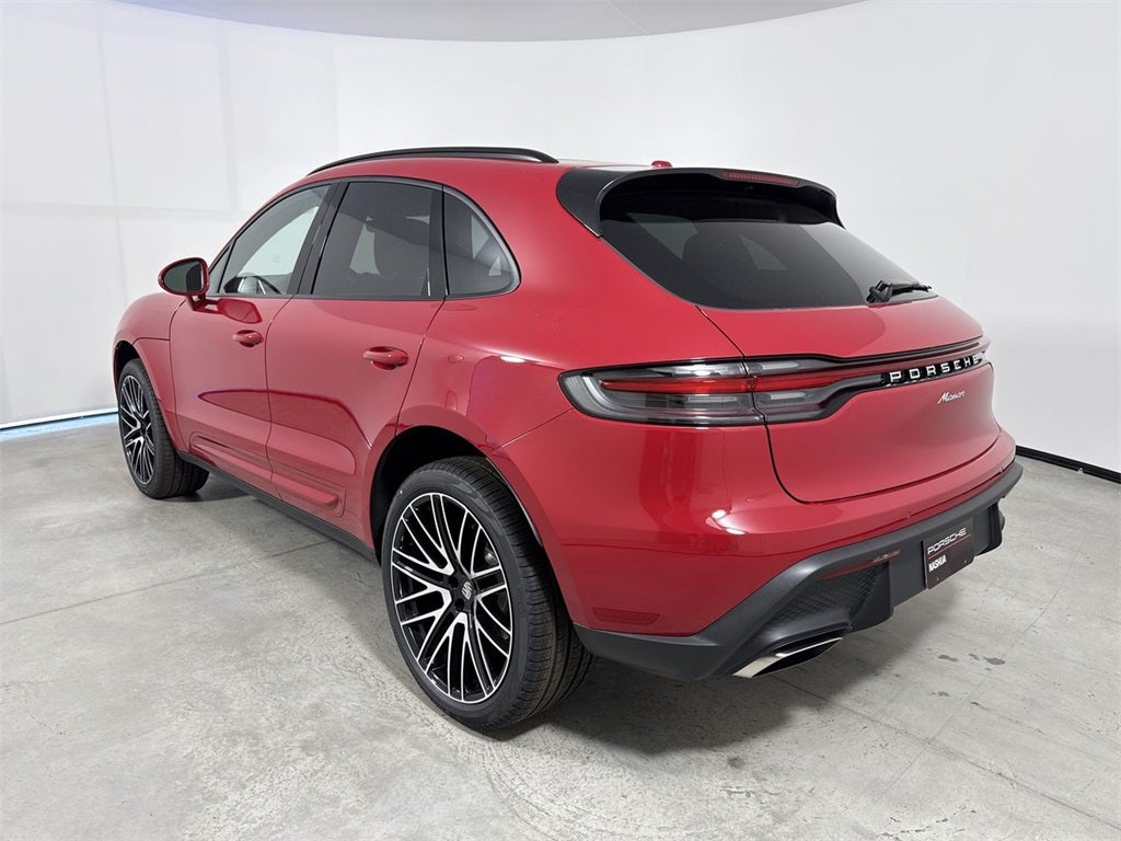 2025 Porsche Macan AWD