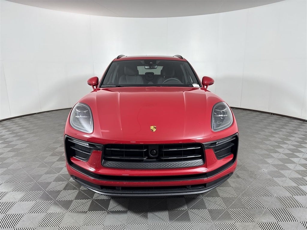 2025 Porsche Macan AWD