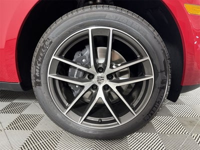 2025 Porsche Macan AWD