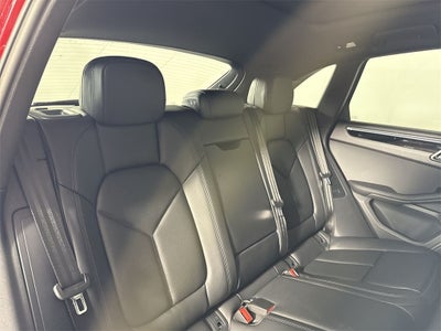 2025 Porsche Macan AWD
