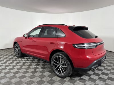 2025 Porsche Macan AWD
