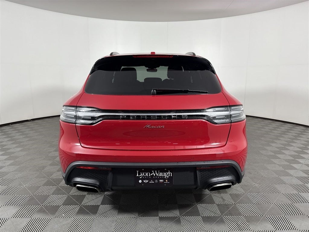 2025 Porsche Macan AWD