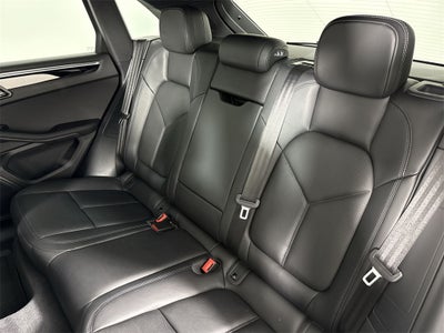 2025 Porsche Macan AWD