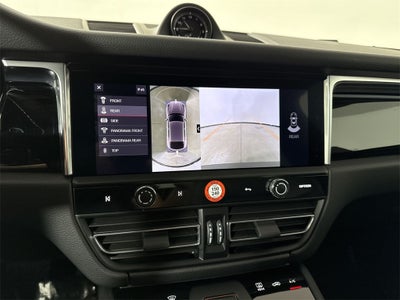 2025 Porsche Macan AWD