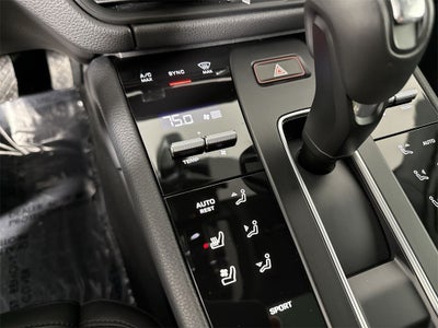 2025 Porsche Macan AWD