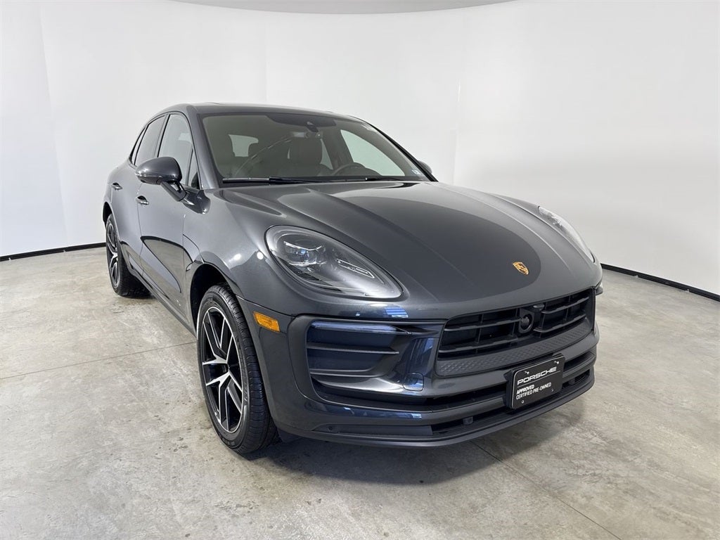 2025 Porsche Macan AWD