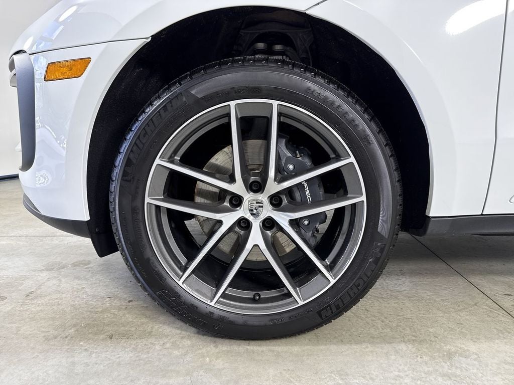 2026 Porsche Macan T
