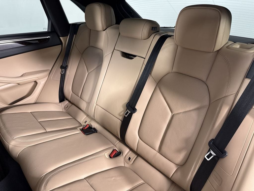 2026 Porsche Macan T