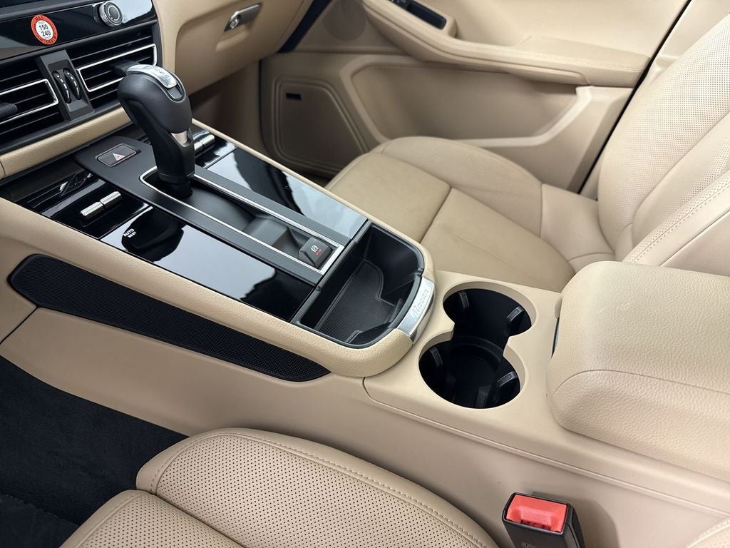 2026 Porsche Macan T