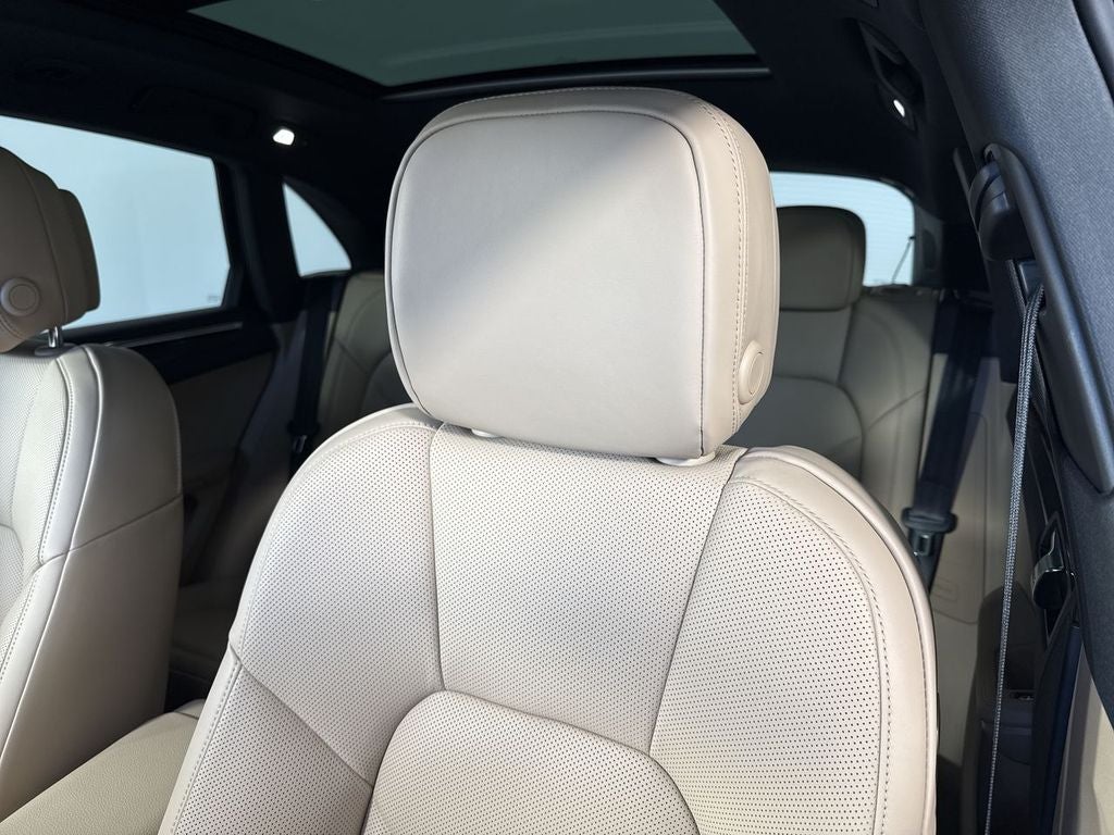2026 Porsche Macan T