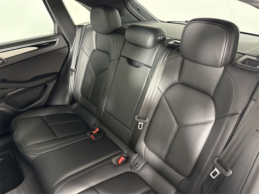 2026 Porsche Macan T