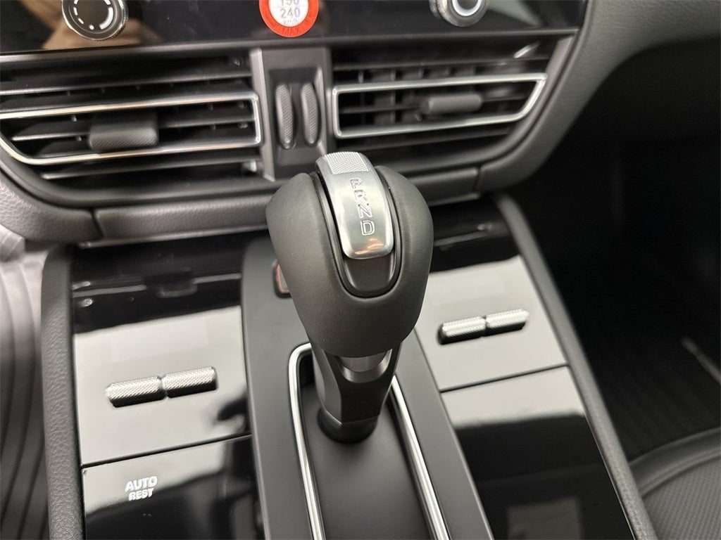 2026 Porsche Macan T