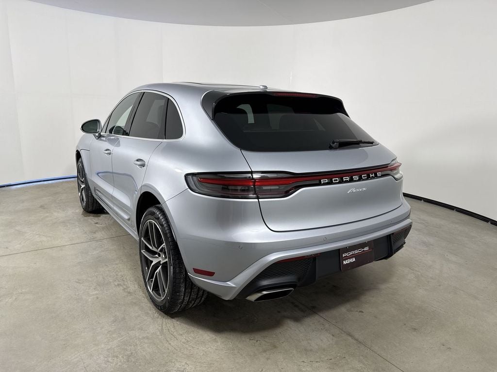 2026 Porsche Macan AWD