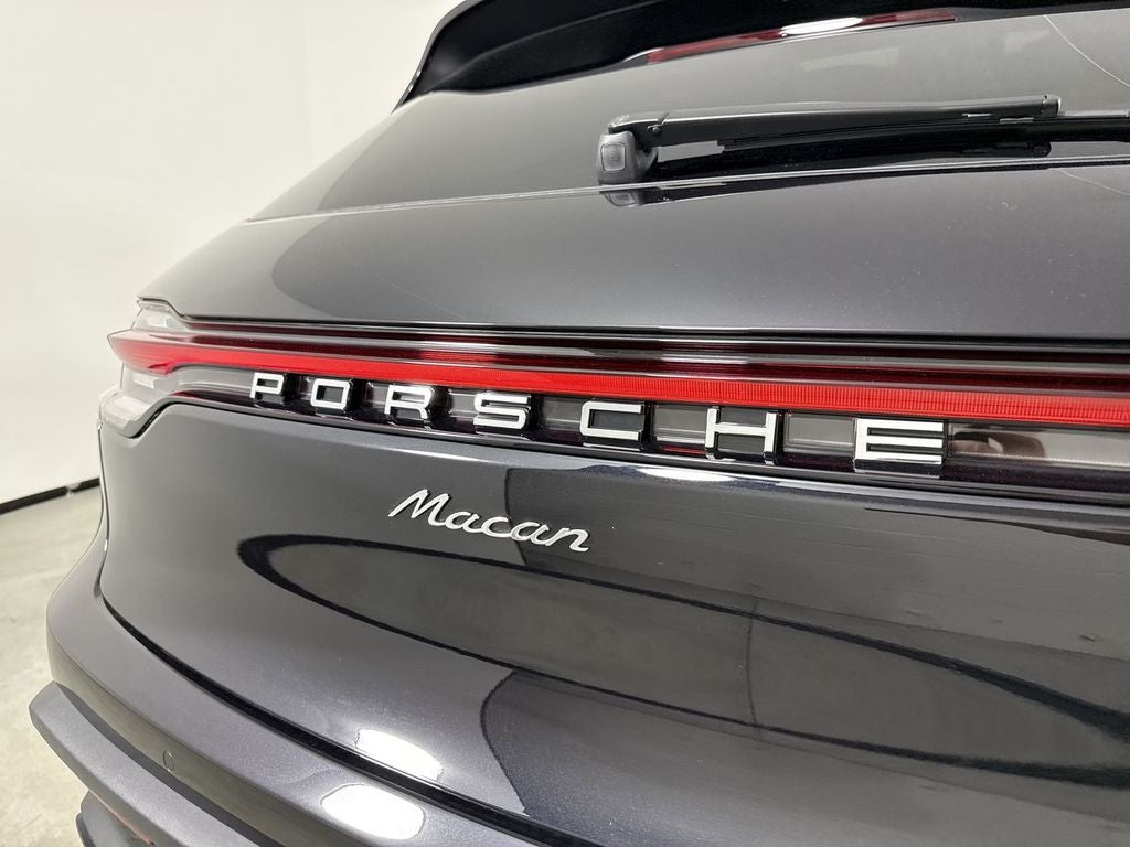 2026 Porsche Macan Macan