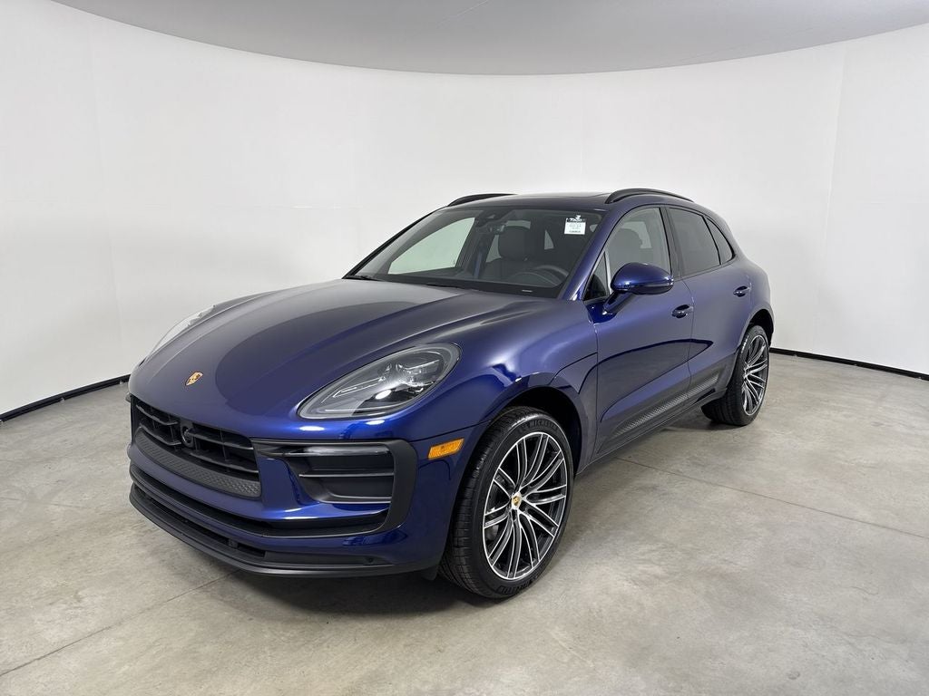 2026 Porsche Macan AWD