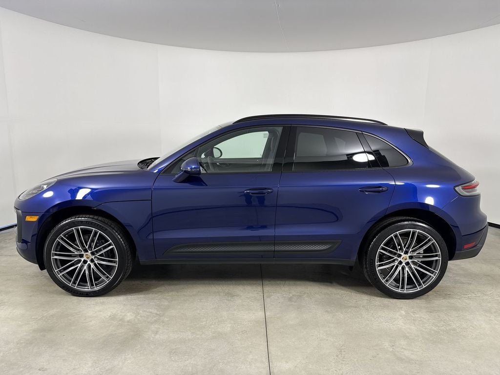 2026 Porsche Macan AWD