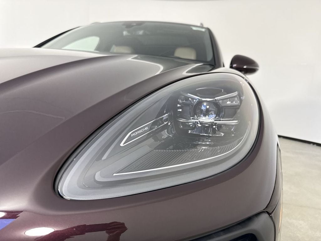 2026 Porsche Macan AWD