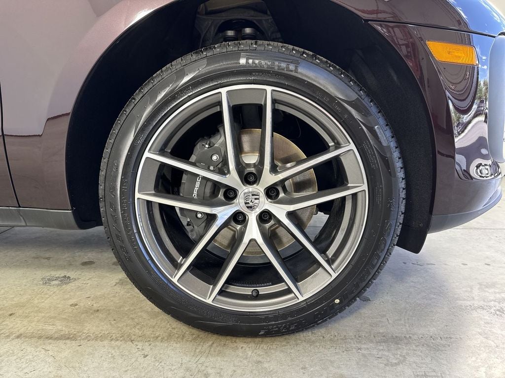 2026 Porsche Macan AWD