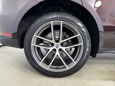2026 Porsche Macan AWD