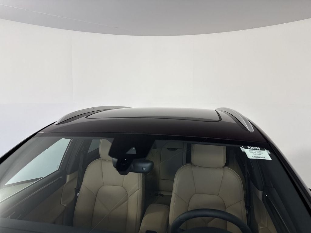 2026 Porsche Macan AWD