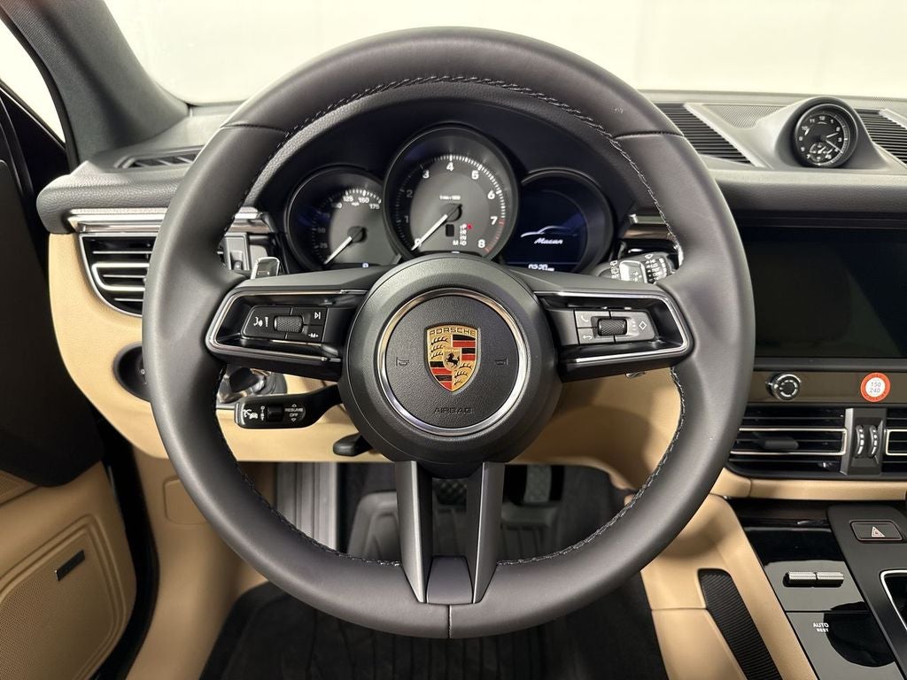 2026 Porsche Macan AWD