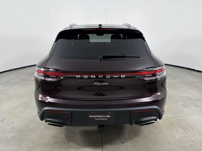2026 Porsche Macan Macan